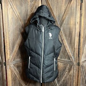 U.S. POLO ASSN. VEST